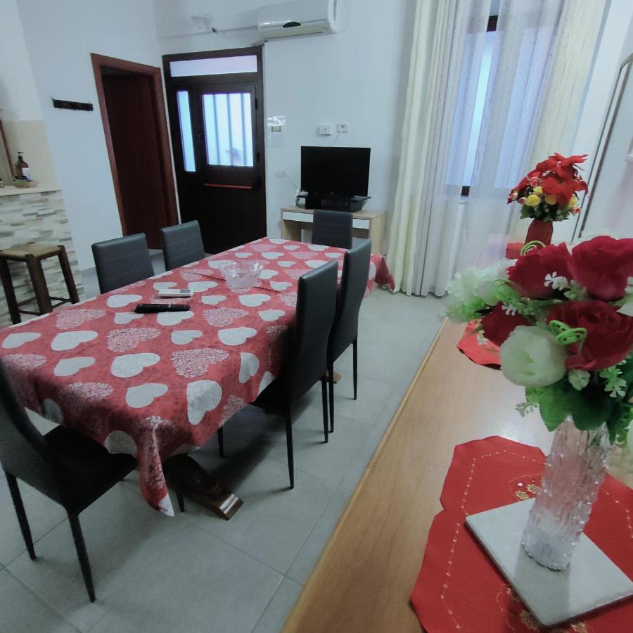 Appartamento Per Turisti Filoxenia Santa Severina Exterior foto