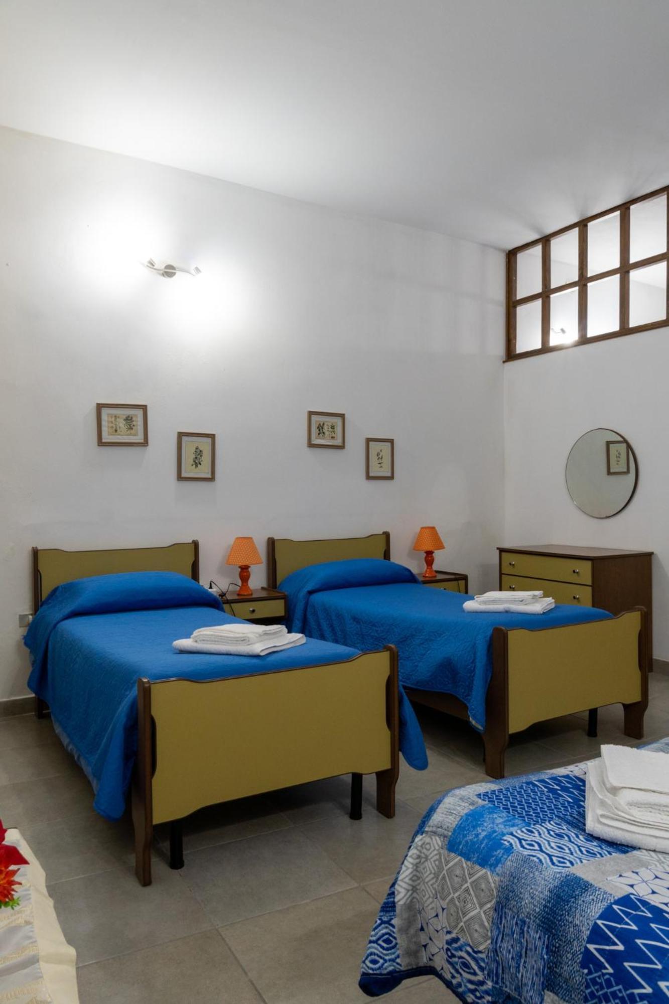 Appartamento Per Turisti Filoxenia Santa Severina Exterior foto